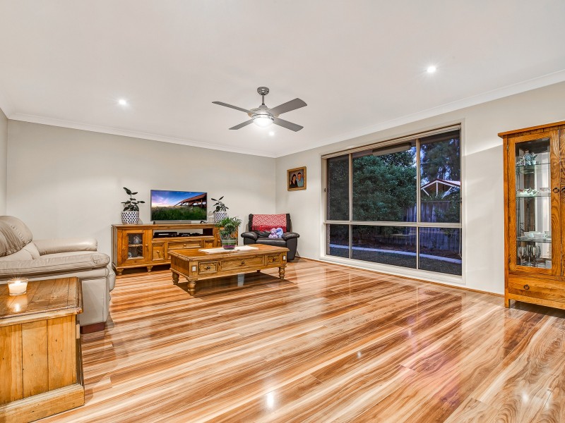 13 Ashford Cct, Currans Hill NSW 2567