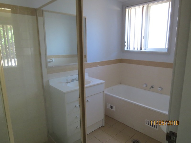 11 Skyfarmer Place, Raby NSW 2566