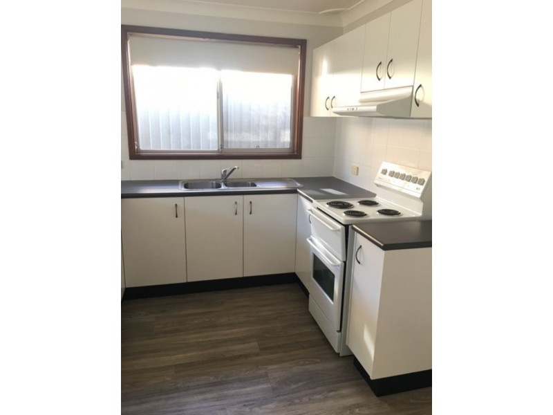 6 Palm Court, Woodbine NSW 2560