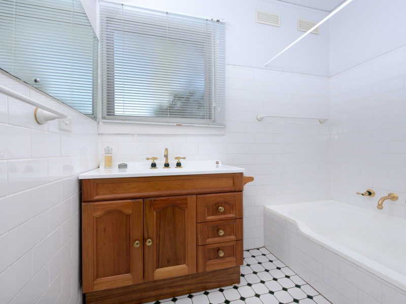 40 Fern Ave, Bradbury NSW 2560