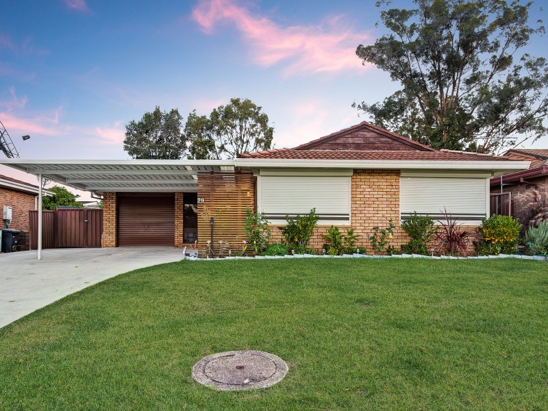 29 Epping Forest Dr, Eschol Park NSW 2558