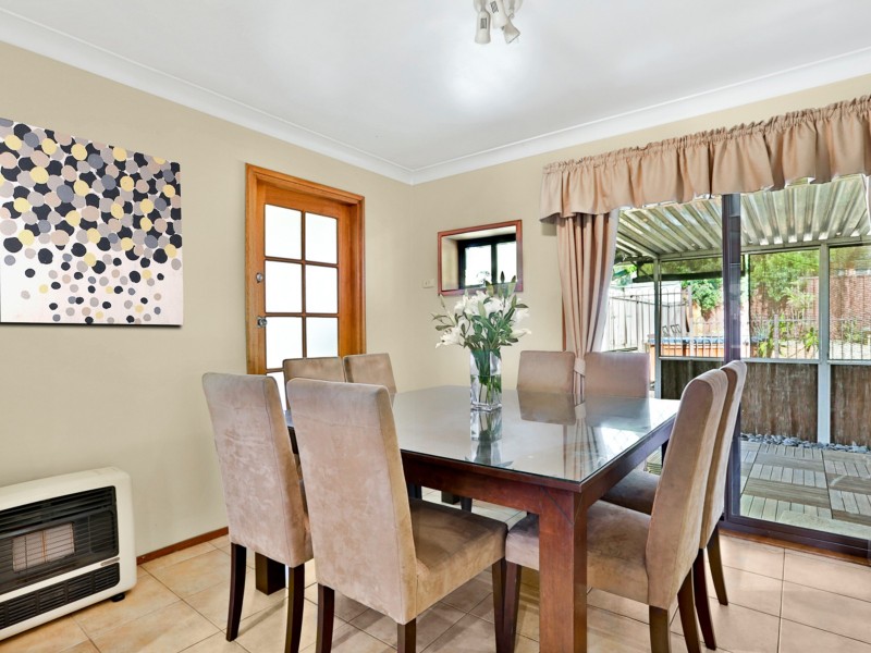 29 Epping Forest Dr, Eschol Park NSW 2558