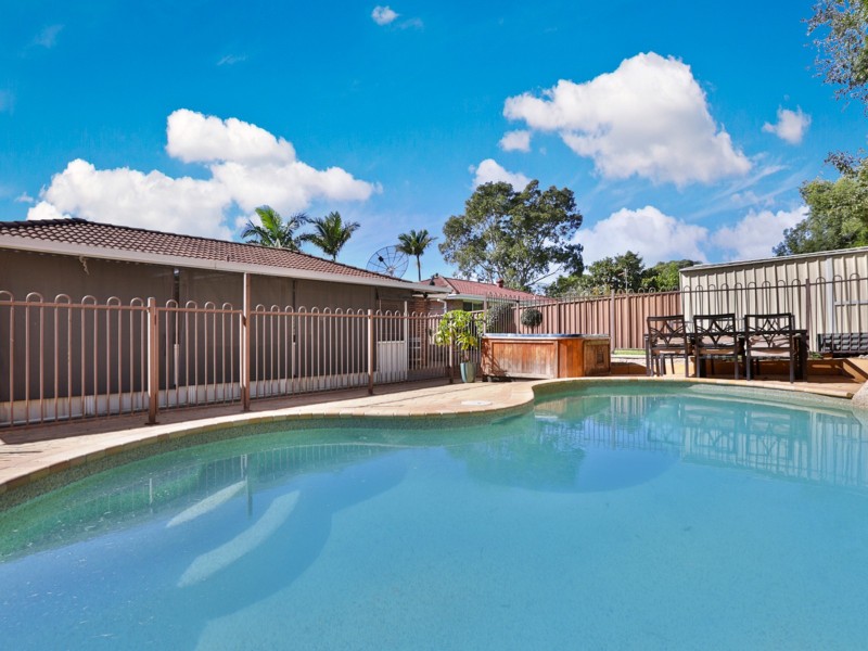 29 Epping Forest Dr, Eschol Park NSW 2558
