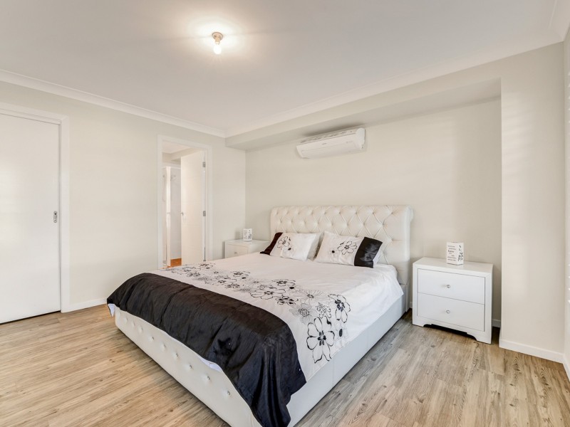 30 Jubilee Cct, Rosemeadow NSW 2560