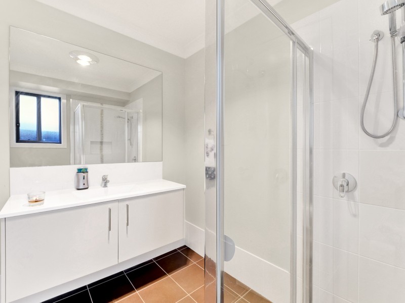 30 Jubilee Cct, Rosemeadow NSW 2560
