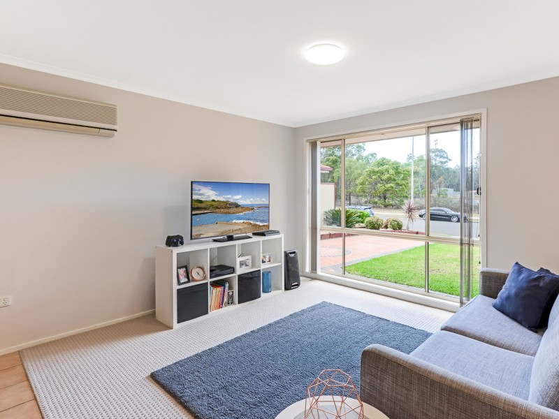 79 Kellerman Dr, St Helens Park NSW 2560