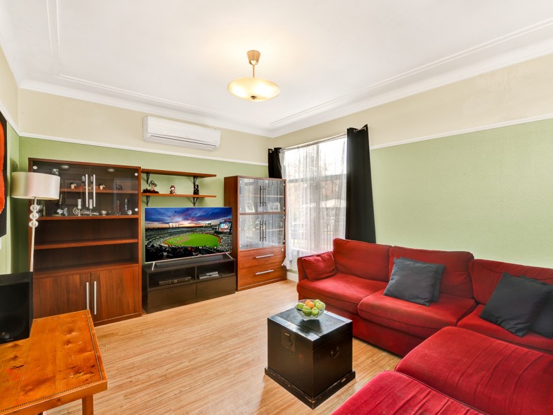 12 Burrawong Cres, Elderslie NSW 2570