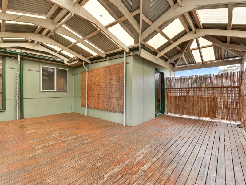 12 Burrawong Cres, Elderslie NSW 2570