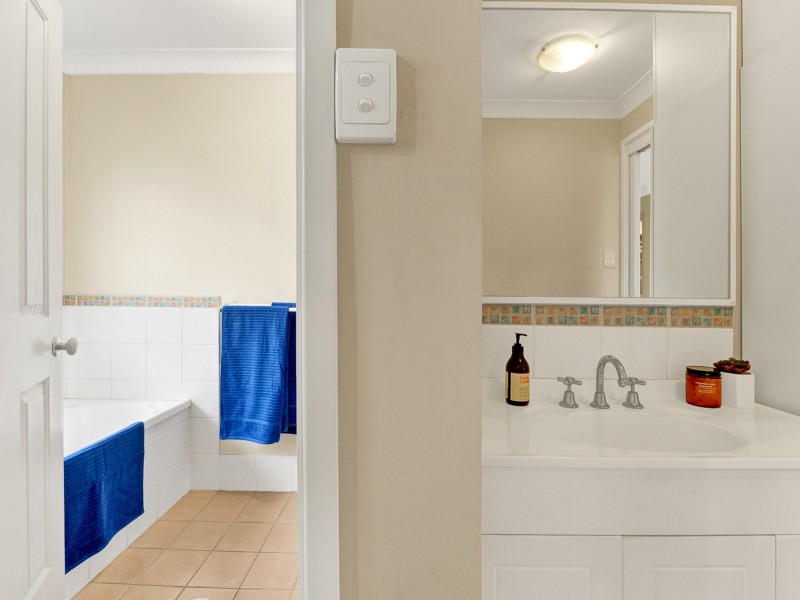 3 Blamey Pl, Narellan Vale NSW 2567