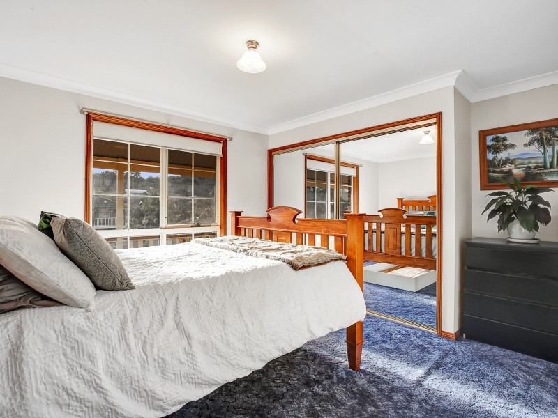 27  Colorado St, Kearns NSW 2558