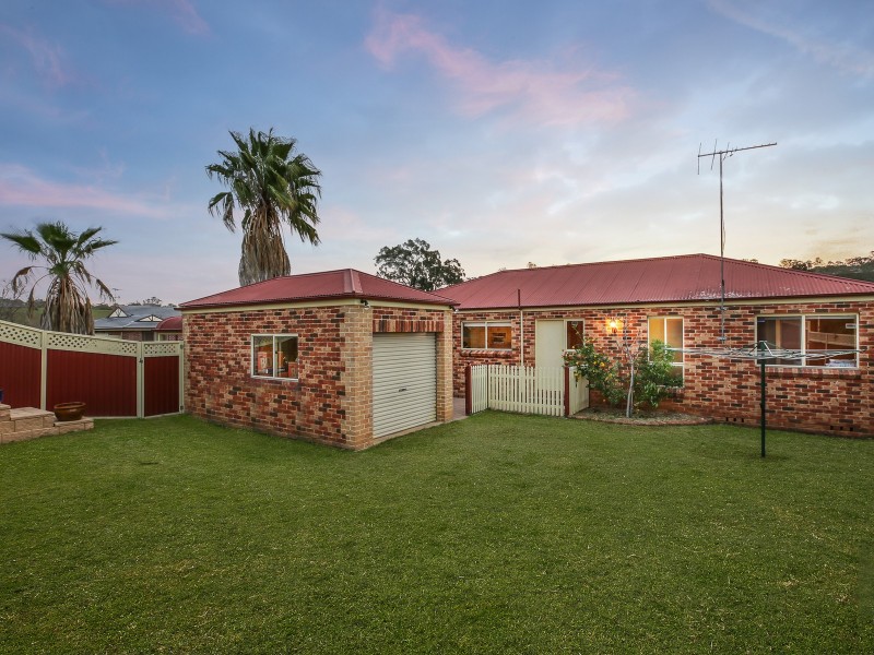 27  Colorado St, Kearns NSW 2558
