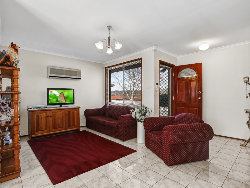 33 Tramway Dr, Currans Hill NSW 2567