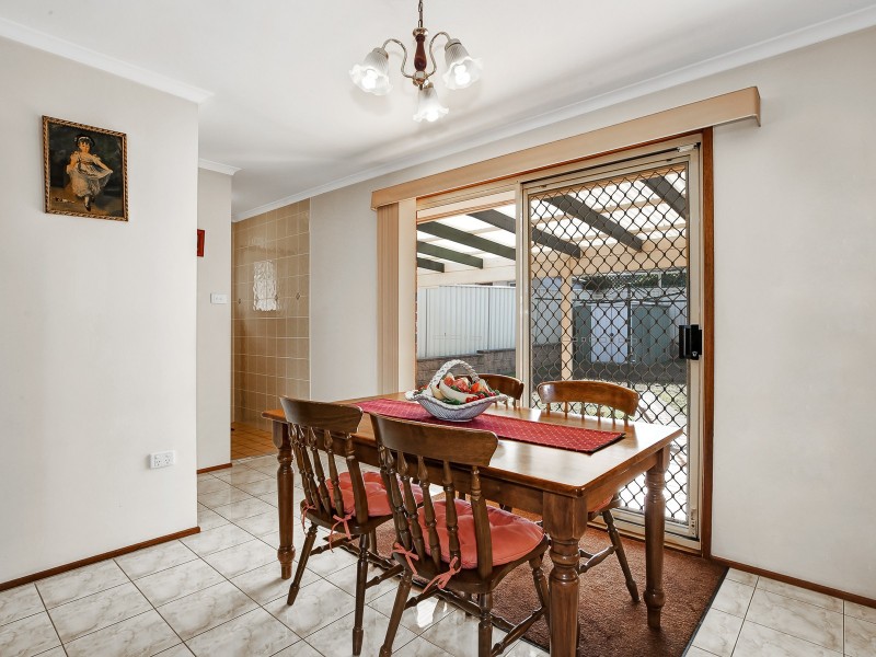 33 Tramway Dr, Currans Hill NSW 2567