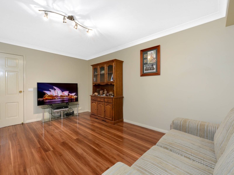 11 Dawkins Pl, Ambarvale NSW 2560
