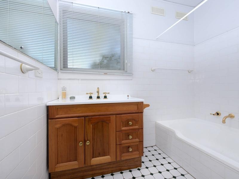 40 Fern Ave, Bradbury NSW 2560