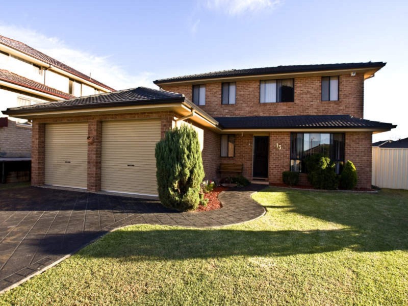 13 Maryfields Drive, Blair Athol NSW 2560