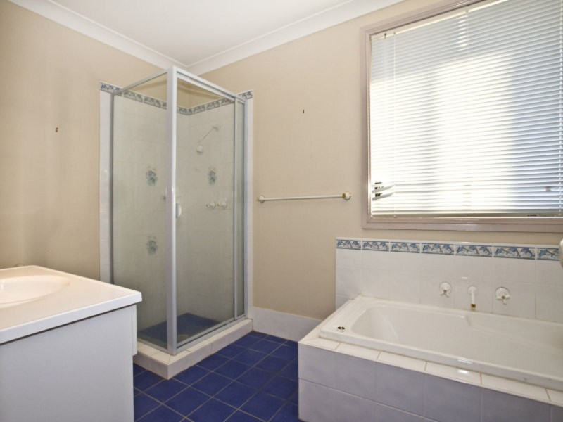 13 Maryfields Drive, Blair Athol NSW 2560