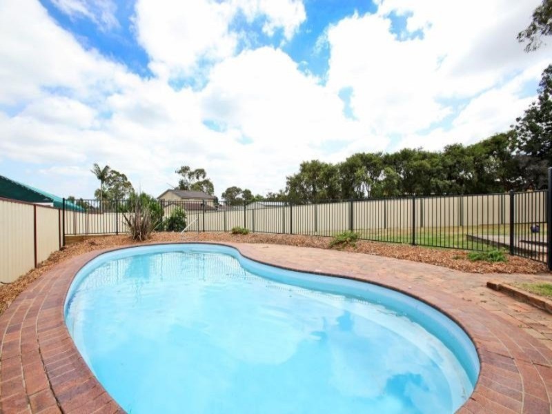 5 Warning Place, Ruse NSW 2560