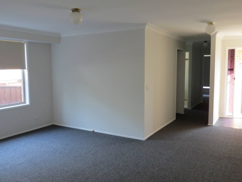 7B Cochrane Street, Minto NSW 2566