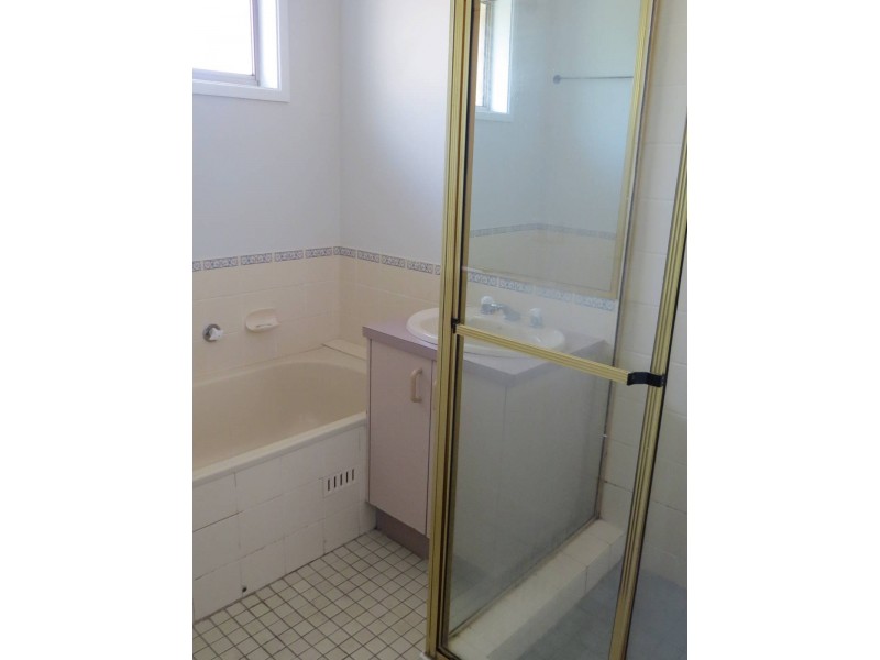 7B Cochrane Street, Minto NSW 2566