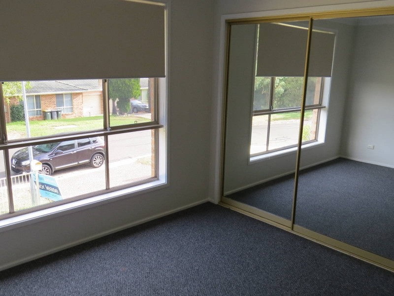 7B Cochrane Street, Minto NSW 2566