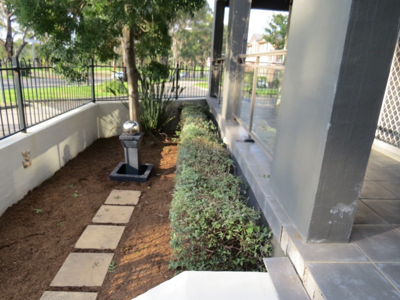 2 Fairchild Road, Campbelltown NSW 2560