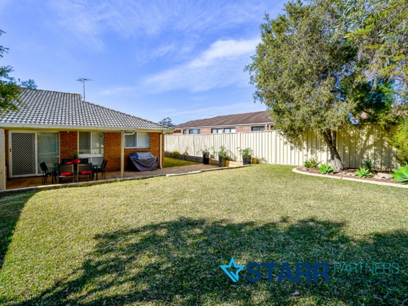 34 Holman Pl, St Helens Park NSW 2560