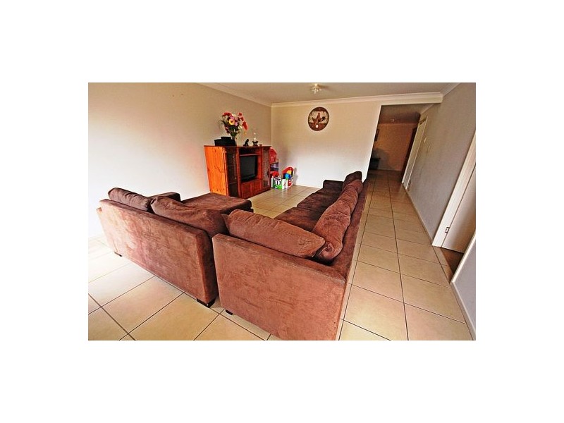 5 Riley Court, Kensington Grove QLD 4341