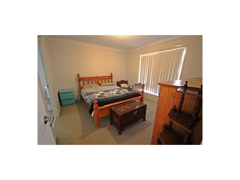 5 Riley Court, Kensington Grove QLD 4341