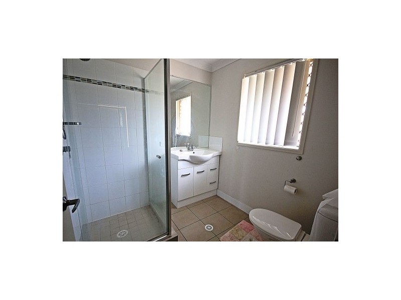 5 Riley Court, Kensington Grove QLD 4341