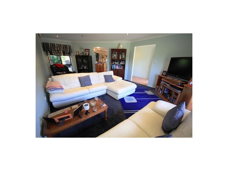 54 Parklea Drive, Placid Hills QLD 4343