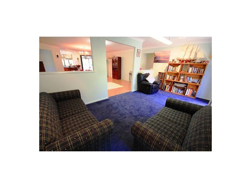 54 Parklea Drive, Placid Hills QLD 4343