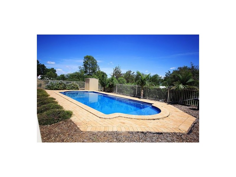 54 Parklea Drive, Placid Hills QLD 4343