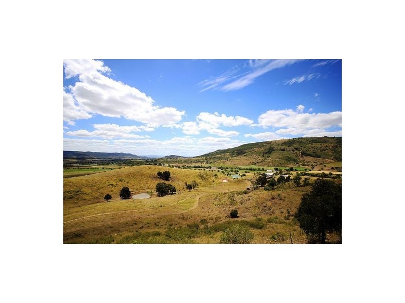 252 Left Hand Branch Road, Lefthand Branch QLD 4343
