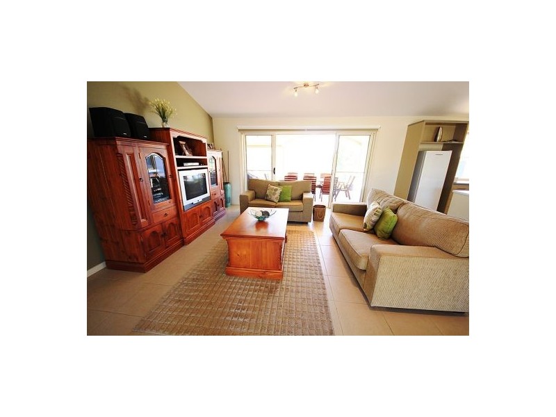 12 Baker Finch Place, Kensington Grove QLD 4341