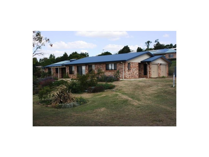 4 Belmore Drive, Withcott QLD 4352