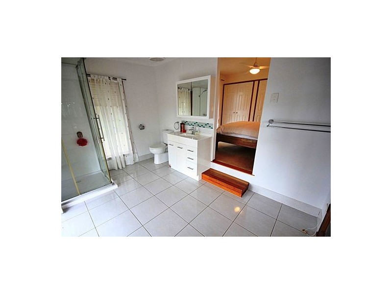 536 Philps Road, Grantham QLD 4347