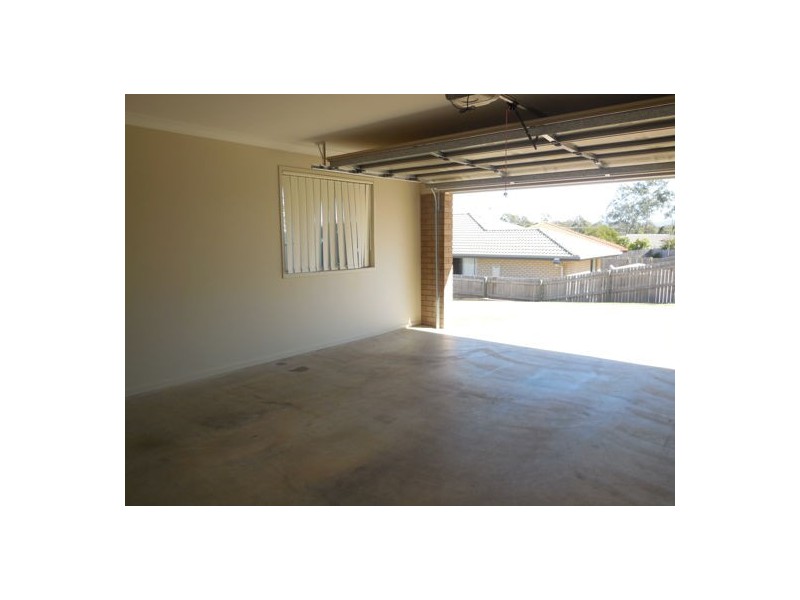 8 Paige Place, Helidon QLD 4344