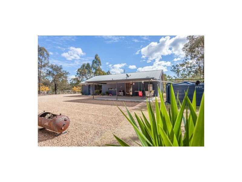 41 Goodsirs Road, Murphys Creek QLD 4352