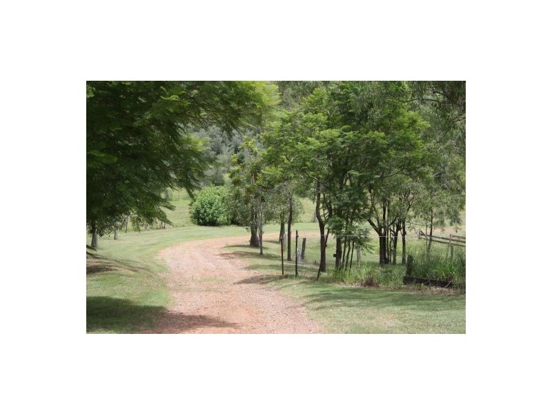 1237 Murphys Creek Road, Murphys Creek QLD 4352