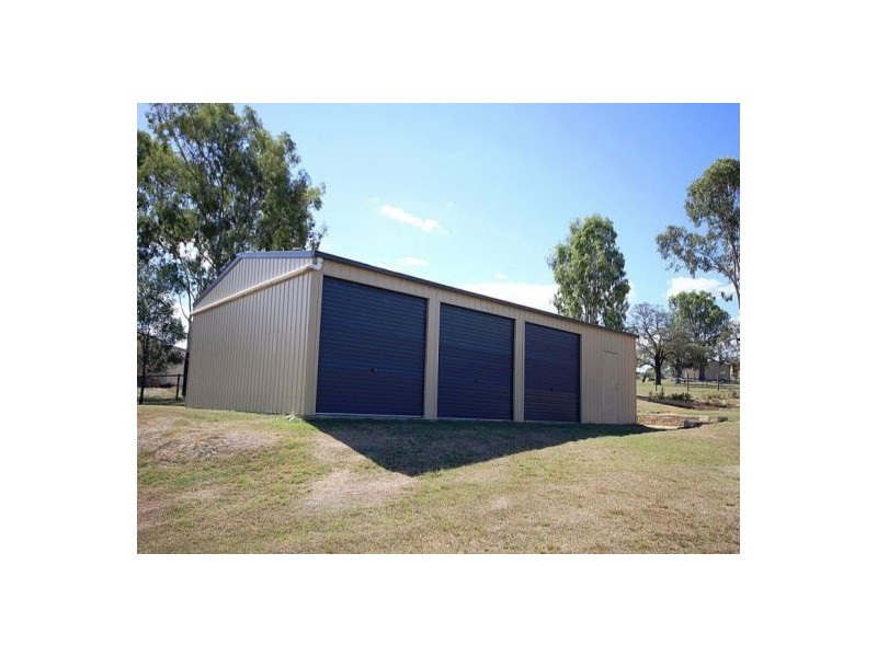 12 Baker Finch Place, Kensington Grove QLD 4341