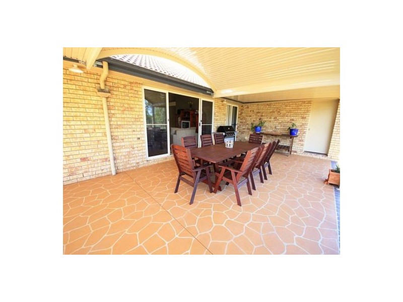 12 Baker Finch Court, Kensington Grove QLD 4341