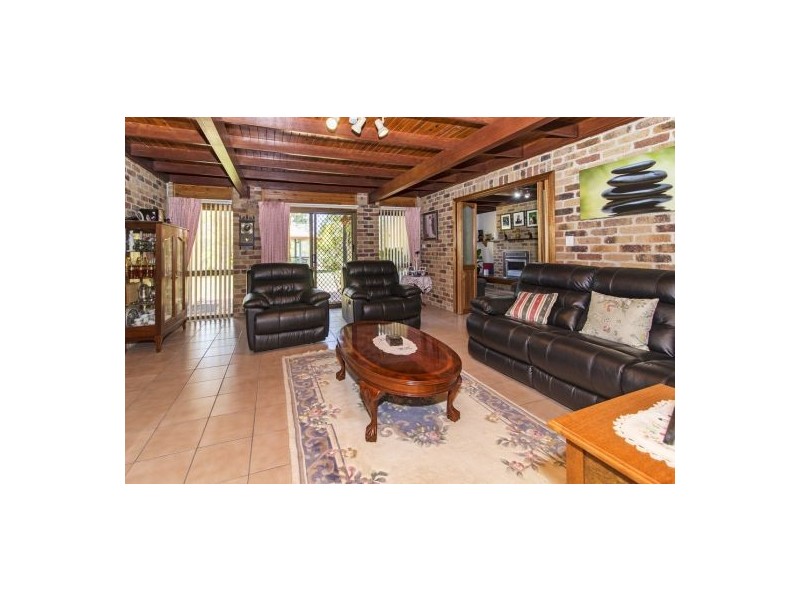 9 Squires Road, Lockyer QLD 4344