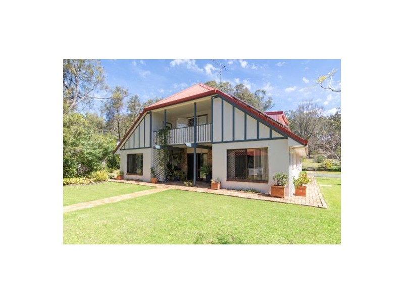 9 Squires Road, Lockyer QLD 4344