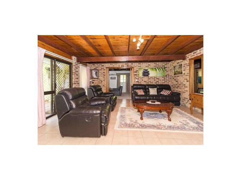 9 Squires Road, Lockyer QLD 4344