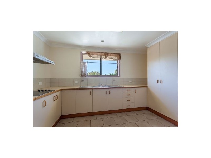 16 Stewart Street, Withcott QLD 4352