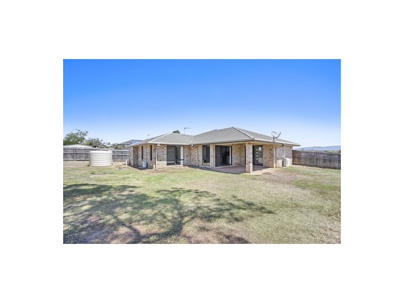 4 Carly Drive, Helidon QLD 4344