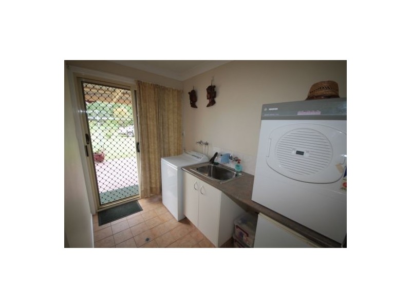 11 Bradton Court, Withcott QLD 4352