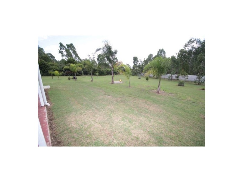 11 Bradton Court, Withcott QLD 4352