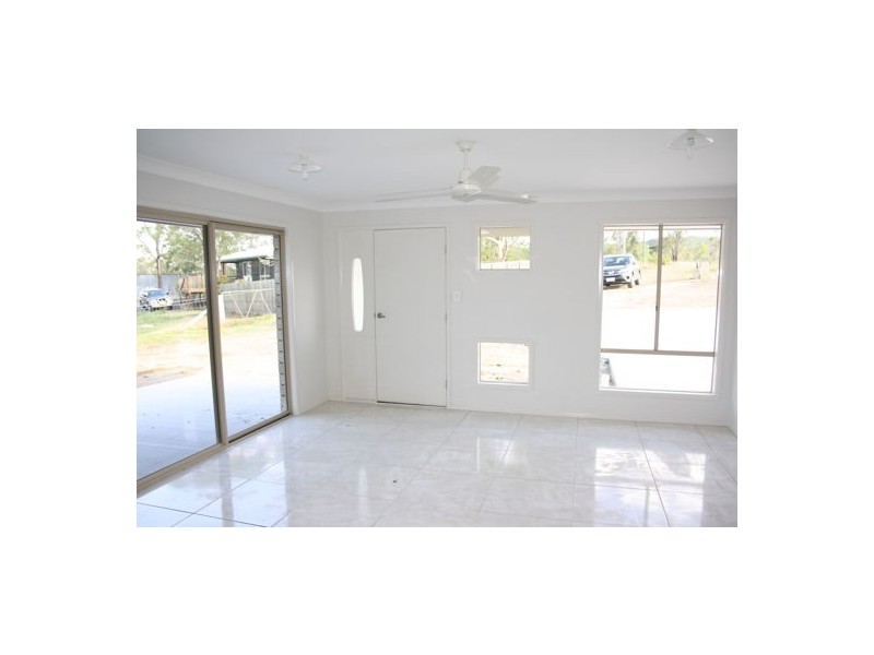 1/1 Wandin Rd, Withcott QLD 4352